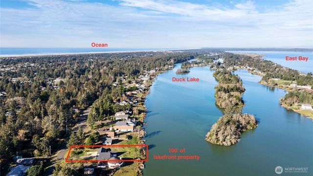 672 SE Mount Olympus Avenue, Ocean Shores, WA 98569