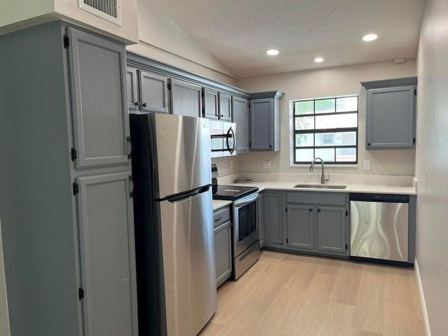 315 Palmwood Place 2170, Boca Raton, FL 33431