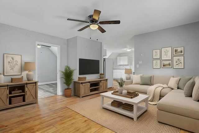 124 W 108th Place, Chicago, IL 60628
