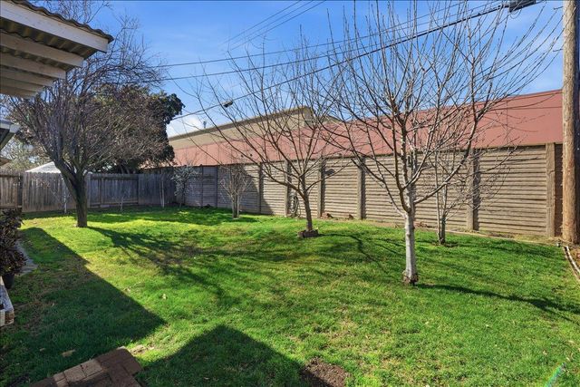 5431 Toombs St, Fair Oaks, CA 95628