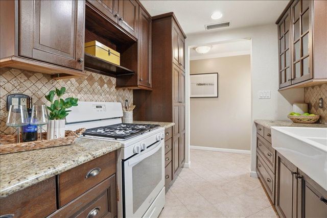 5431 Toombs St, Fair Oaks, CA 95628