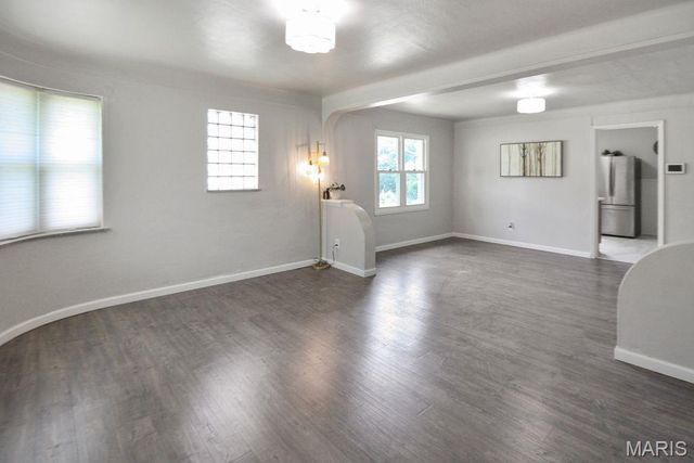 6953 Glenmore Avenue, Velda City, MO 63121