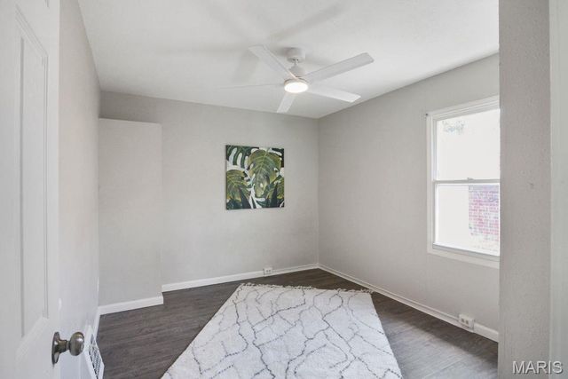 6953 Glenmore Avenue, Velda City, MO 63121