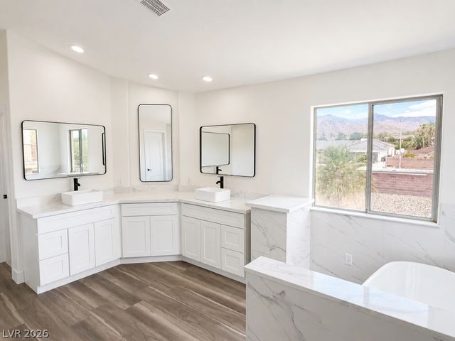 4673 El Presidente Drive, Las Vegas, NV 89129