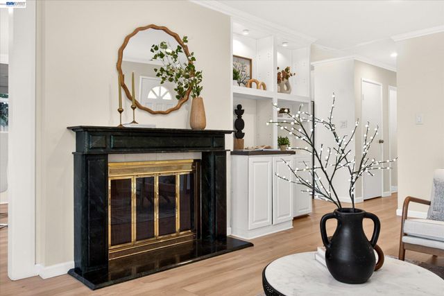 740 Harvard Dr, Pleasant Hill, CA 94523