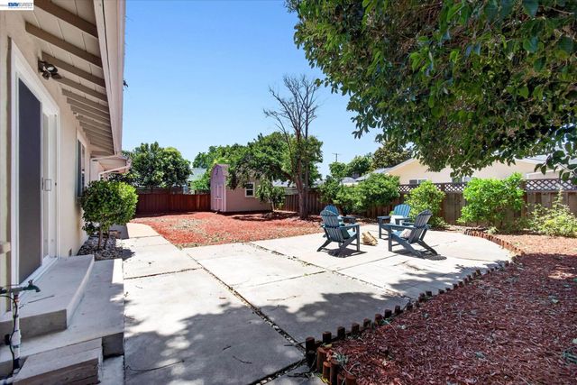 740 Harvard Dr, Pleasant Hill, CA 94523