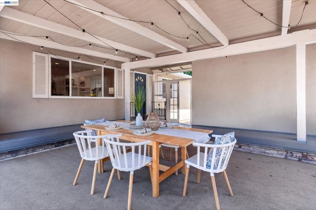 740 Harvard Dr, Pleasant Hill, CA 94523