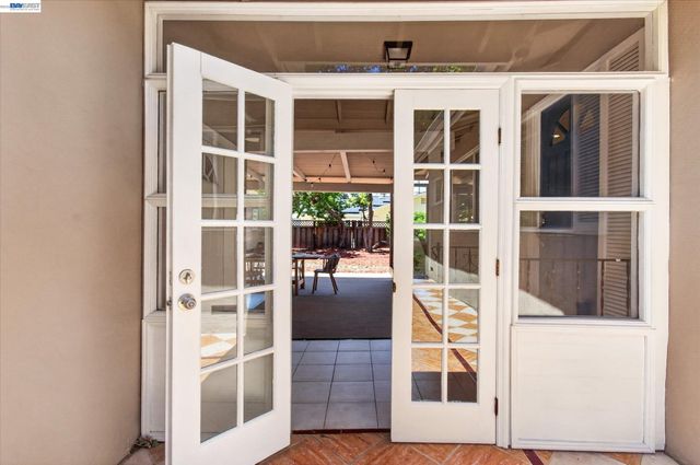 740 Harvard Dr, Pleasant Hill, CA 94523