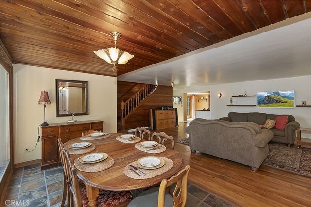 242 Holiday Drive, Lake Arrowhead, CA 92352