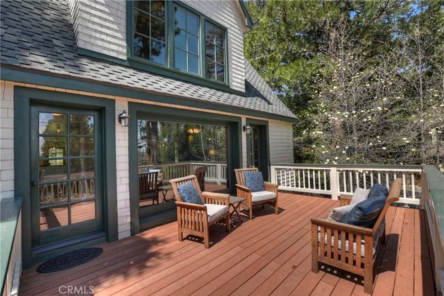 242 Holiday Drive, Lake Arrowhead, CA 92352