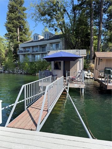 242 Holiday Drive, Lake Arrowhead, CA 92352