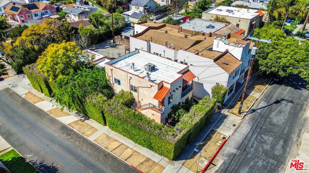 1135 N Coronado Street, Los Angeles, CA 90026 — exterior