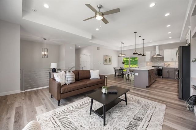 706 Silver Lane, Iowa City, IA 52245