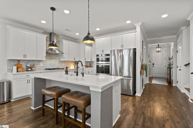 507 Townsend Avenue, Greer, SC 29651