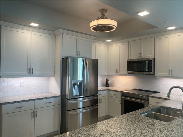 260 HIDDEN BAY DRIVE 401, Osprey, FL 34229