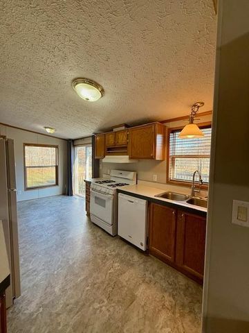 14118 Eide Road, Oak Lawn Twp, MN 56401