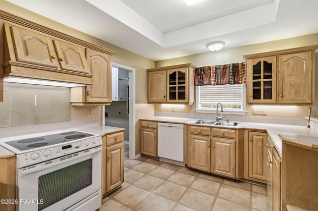 2107 Terrace Highway, St. Martinville, LA 70582