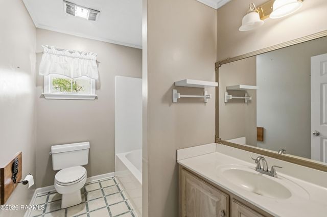 2107 Terrace Highway, St. Martinville, LA 70582