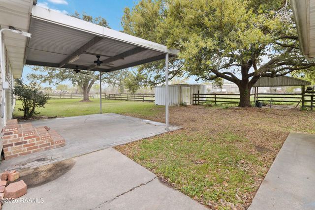 2107 Terrace Highway, St. Martinville, LA 70582