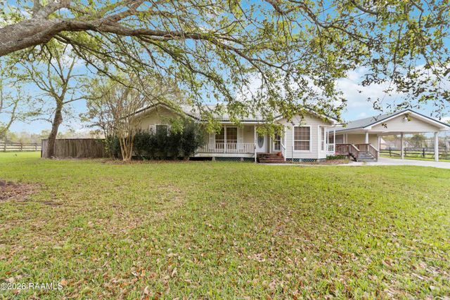 2107 Terrace Highway, St. Martinville, LA 70582