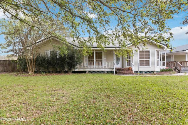 2107 Terrace Highway, St. Martinville, LA 70582