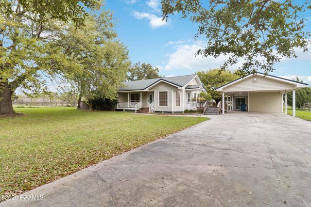 2107 Terrace Highway, St. Martinville, LA 70582