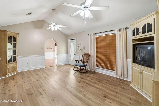 2107 Terrace Highway, St. Martinville, LA 70582