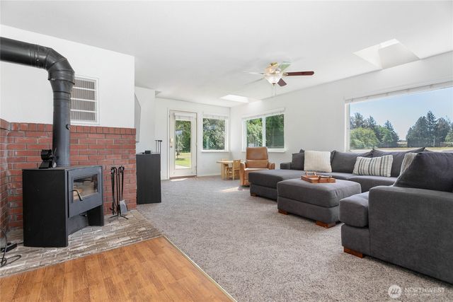 7506 Woodland Road, Ferndale, WA 98248