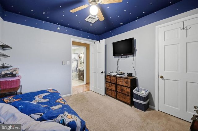 61 NATALIE LN, Harpers Ferry, WV 25425