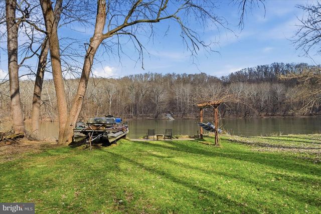 61 NATALIE LN, Harpers Ferry, WV 25425