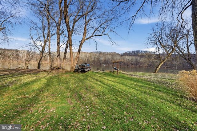 61 NATALIE LN, Harpers Ferry, WV 25425