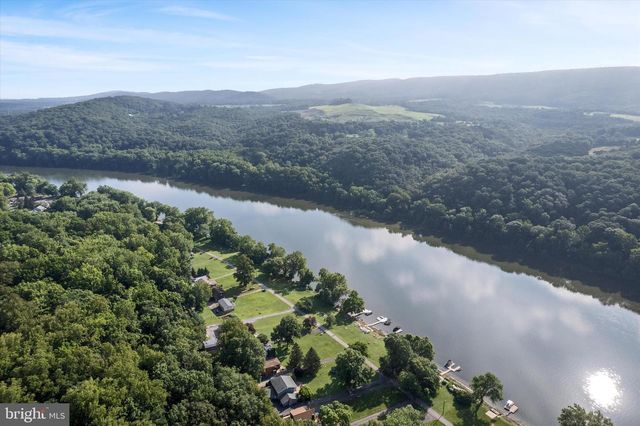 61 NATALIE LN, Harpers Ferry, WV 25425