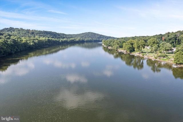 61 NATALIE LN, Harpers Ferry, WV 25425