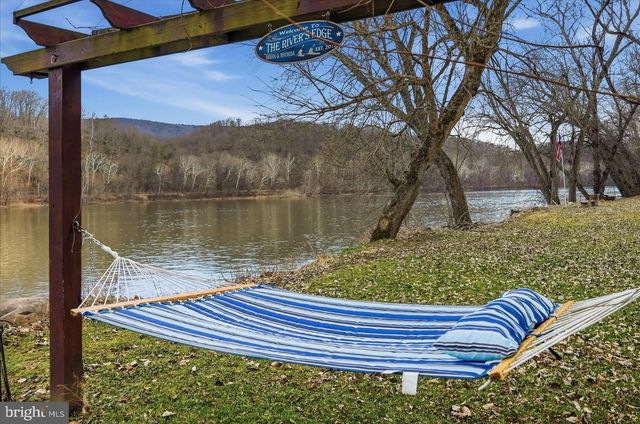 61 NATALIE LN, Harpers Ferry, WV 25425