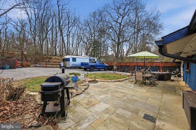 61 NATALIE LN, Harpers Ferry, WV 25425