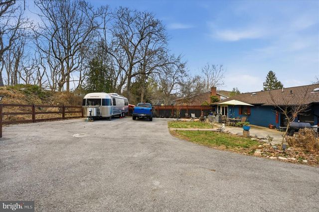 61 NATALIE LN, Harpers Ferry, WV 25425