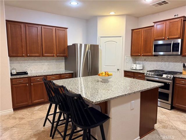 2274 Dwight Court, Rosamond, CA 93560