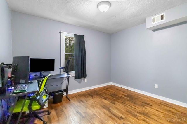 1811 Louis Lane, Goshen Twp, OH 45122