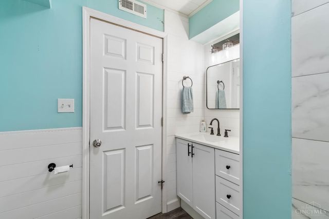 1811 Louis Lane, Goshen Twp, OH 45122