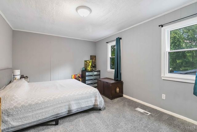 1811 Louis Lane, Goshen Twp, OH 45122