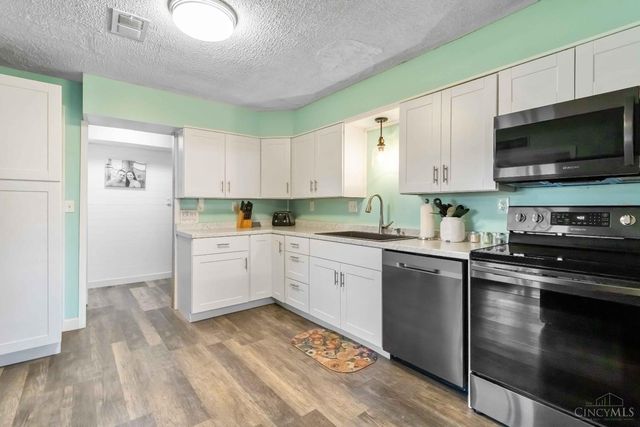 1811 Louis Lane, Goshen Twp, OH 45122