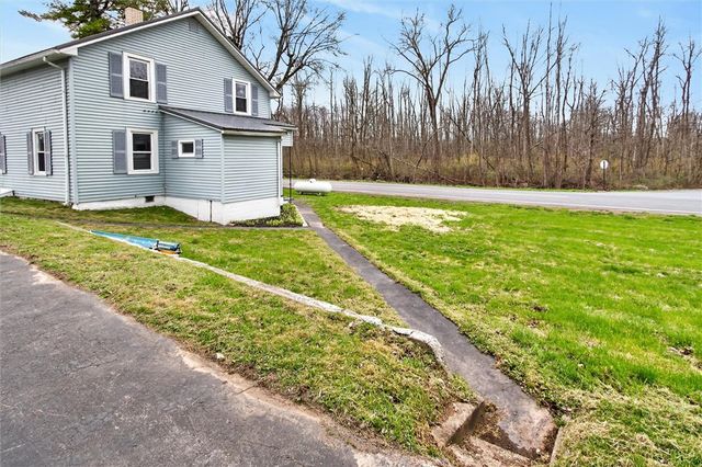 9025 Lock Berlin Road, Galen, NY 14489