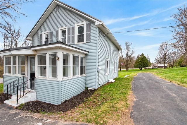 9025 Lock Berlin Road, Galen, NY 14489