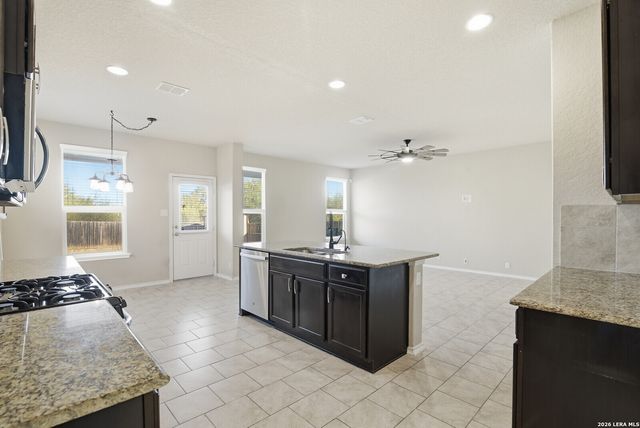 662 Sage Thrasher, San Antonio, TX 78253