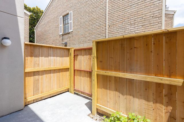 14600 Fonmeadow Drive 1105, Houston, TX 77035