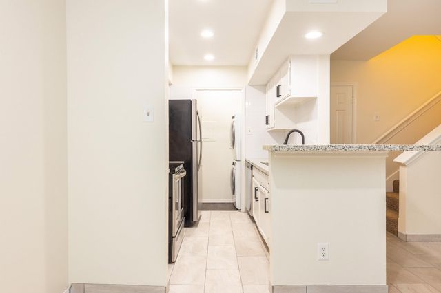 14600 Fonmeadow Drive 1105, Houston, TX 77035