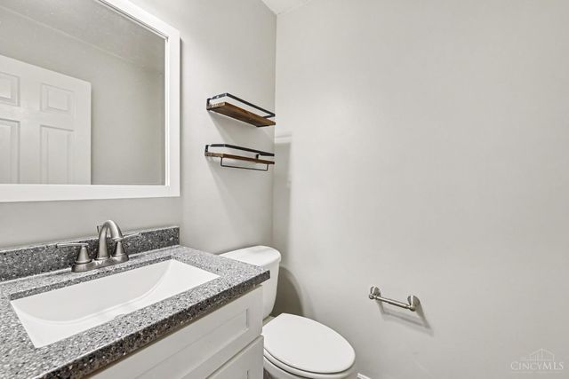 682 Bobolink Court, Union Twp, OH 45244