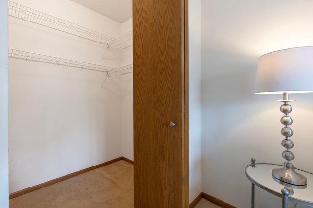 2425 E Franklin Avenue 205, Minneapolis, MN 55406