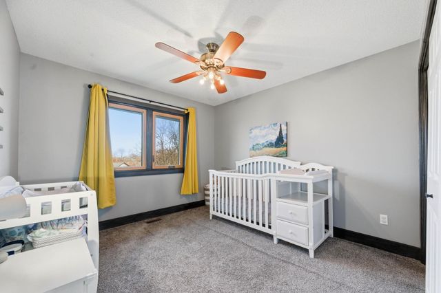 818 E Rushwood Ct, Derby, KS 67037