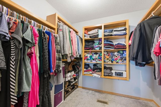 818 E Rushwood Ct, Derby, KS 67037